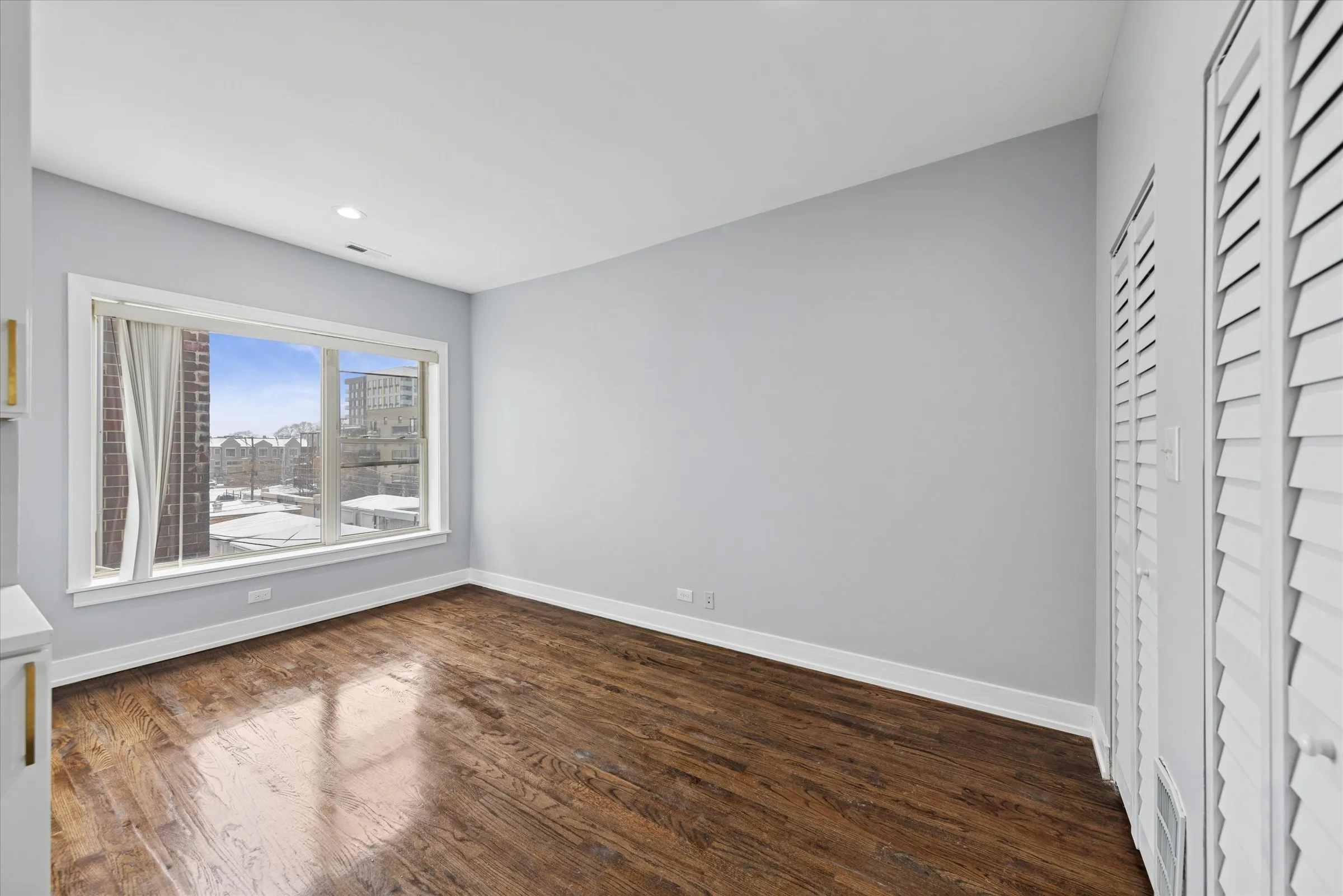 4212 S King Dr 60653 60653-unit#3W-Chicago-IL