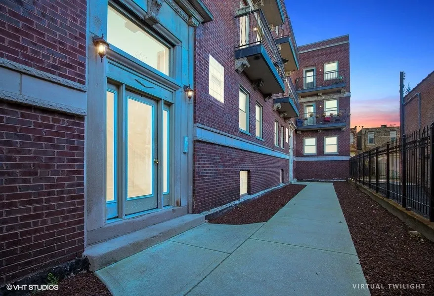 4212 S King Dr 60653 60653-unit#3W-Chicago-IL