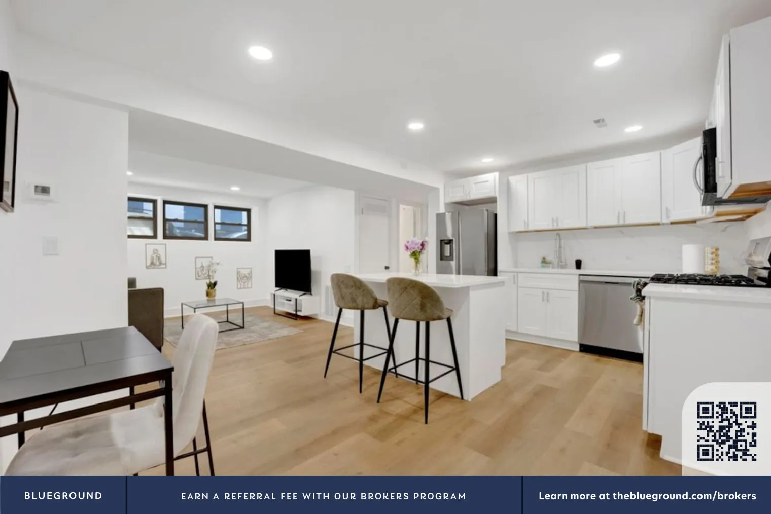 503 W Wrightwood Ave   60614 60614-Building West Wrightwood Avenue - sleepy-suites-unit#ID1319110P-Chicago-IL