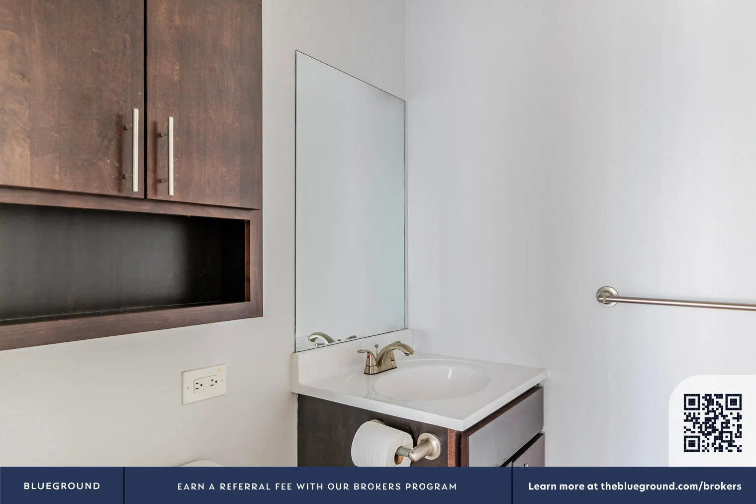 8 W Chestnut St   60610 60610-Chestnut Place-unit#ID1301-Chicago-IL