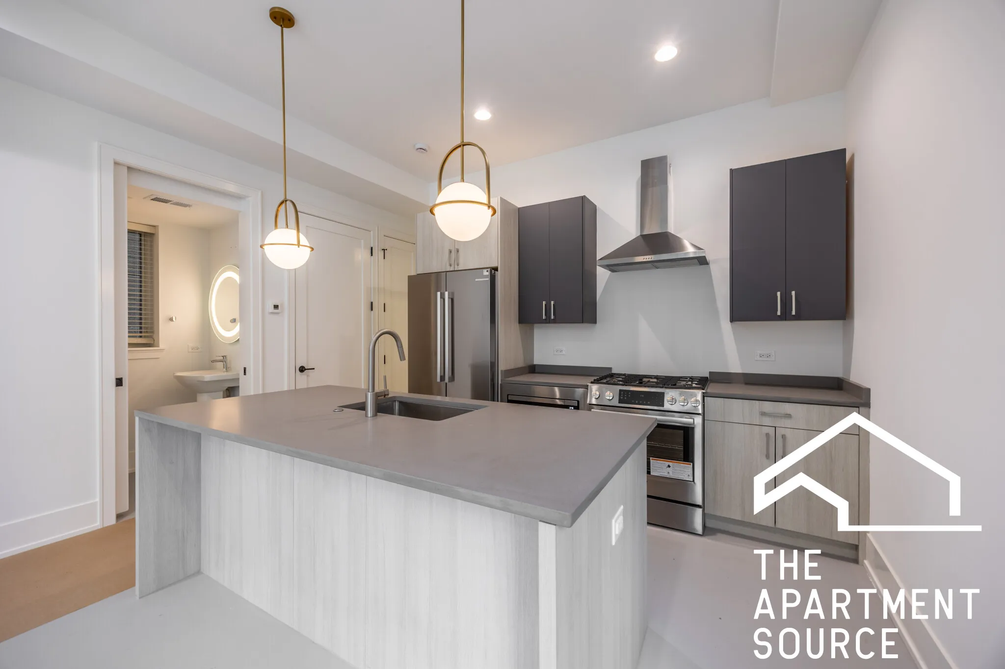 1814 W Thomas St   60622 60622-unit#1F-Chicago-IL