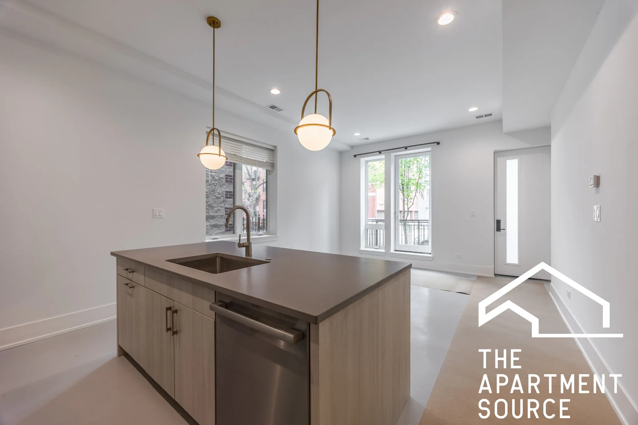 1814 W Thomas St   60622 60622-unit#1F-Chicago-IL