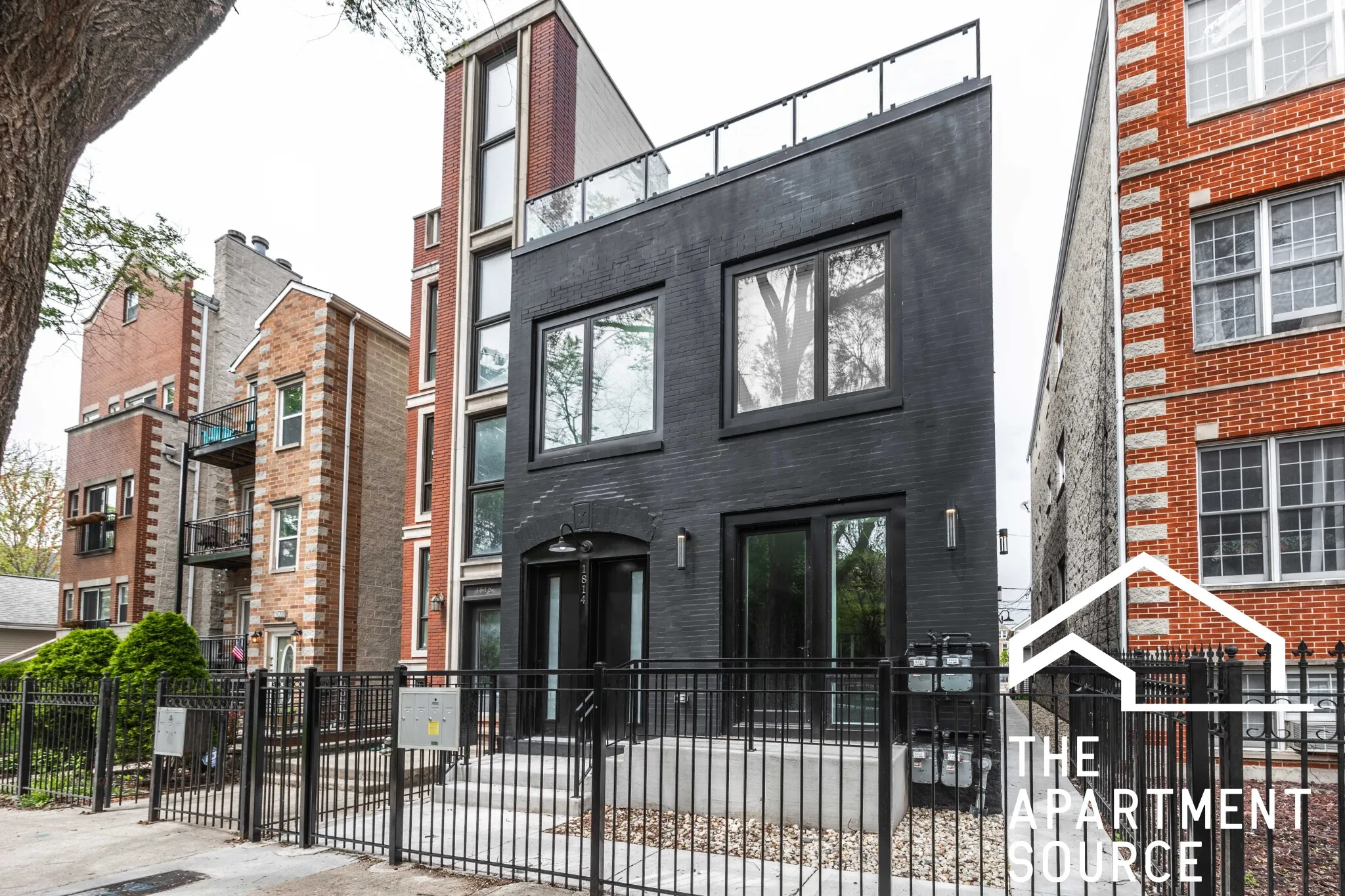 1814 W Thomas St   60622 60622-unit#1F-Chicago-IL