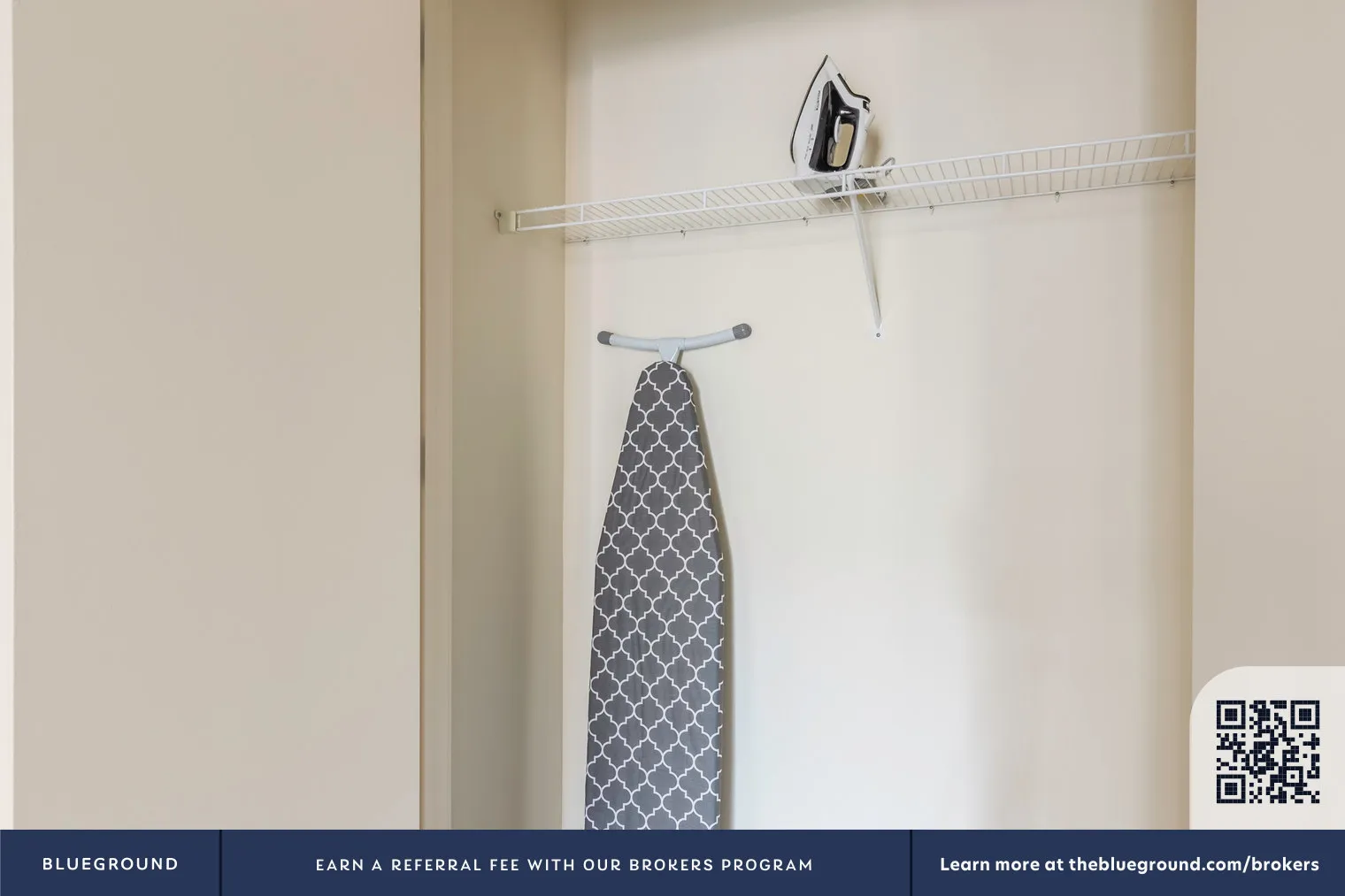 210 N Wells St   60601 60601-Lake & Wells Apartments-unit#ID257-Chicago-IL