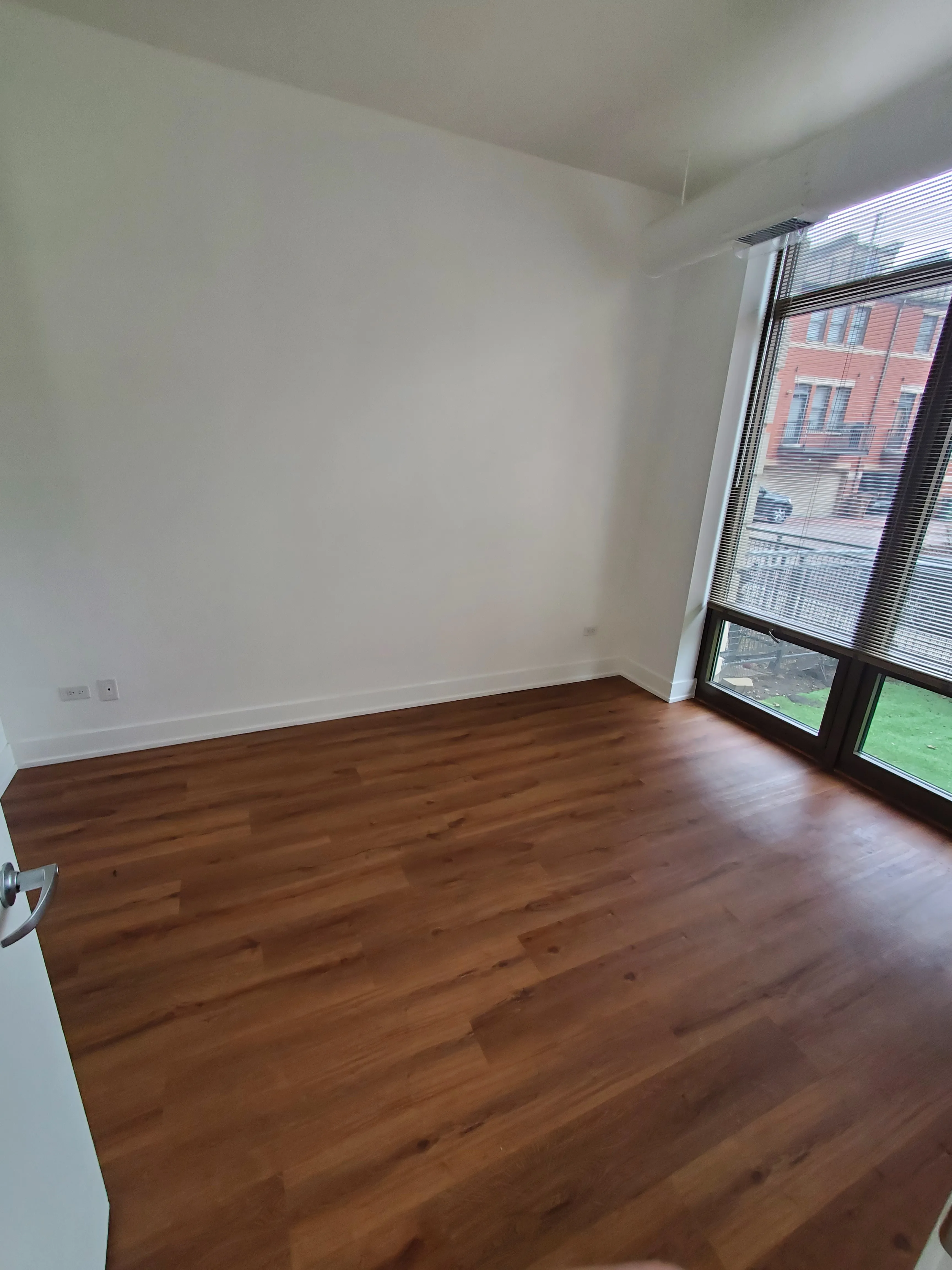 1000 N Kingsbury St   60610 60610-unit#107-Chicago-IL