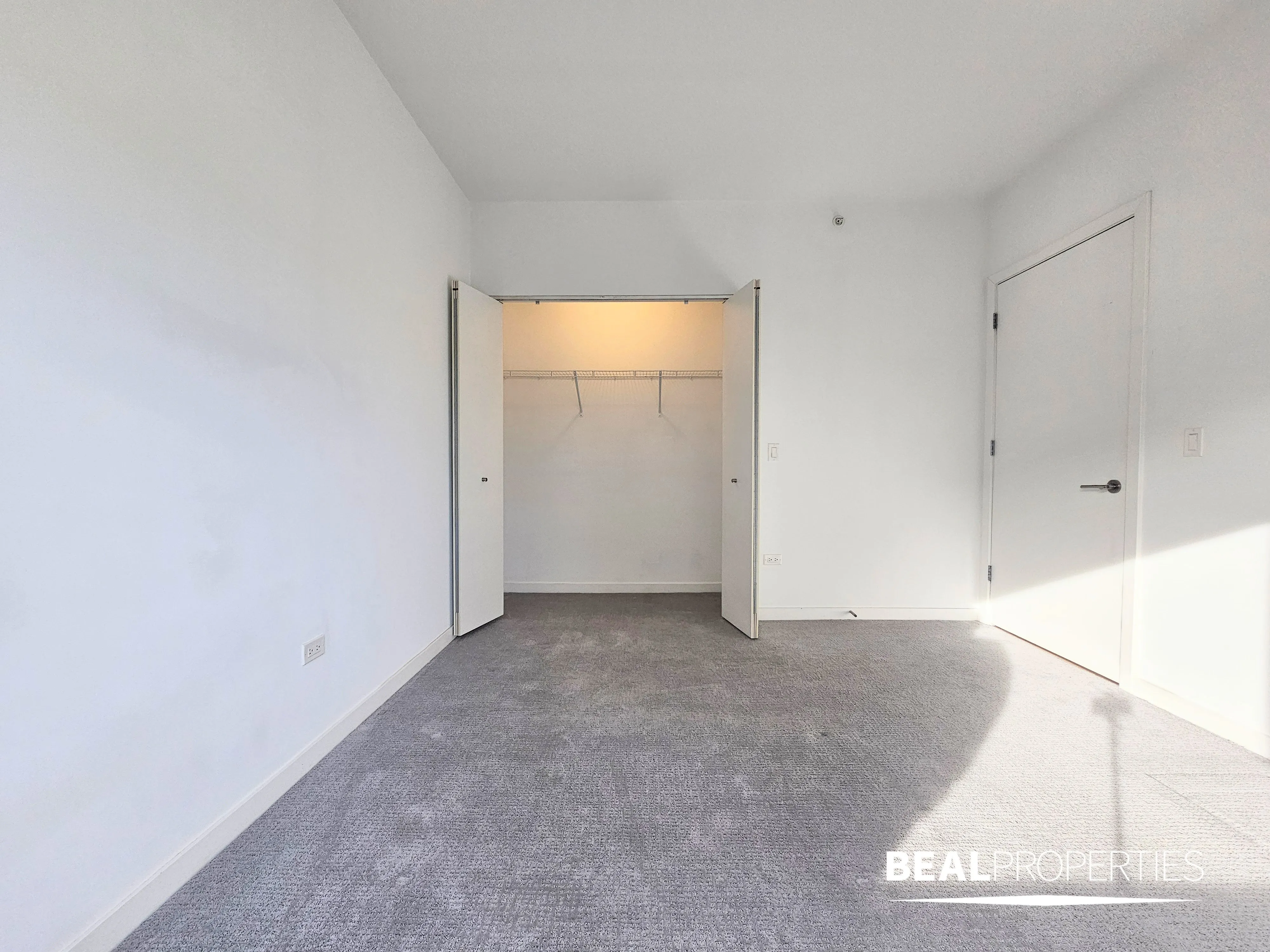 558 W Webster Ave   60614 60614-Chicago-IL