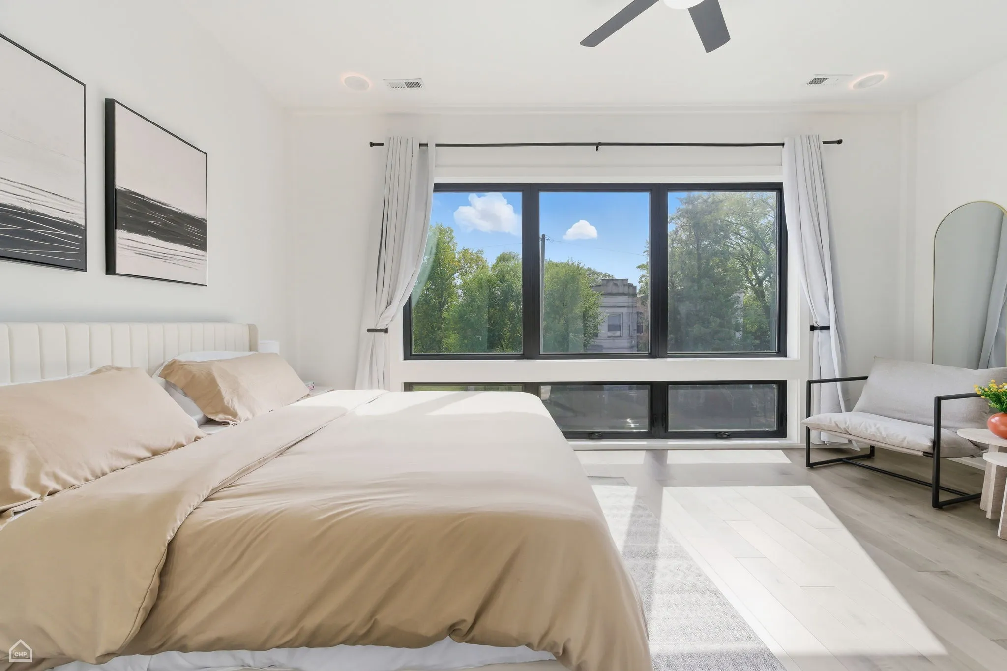 4210 W 5th Ave 60624 60624-Chicago-IL