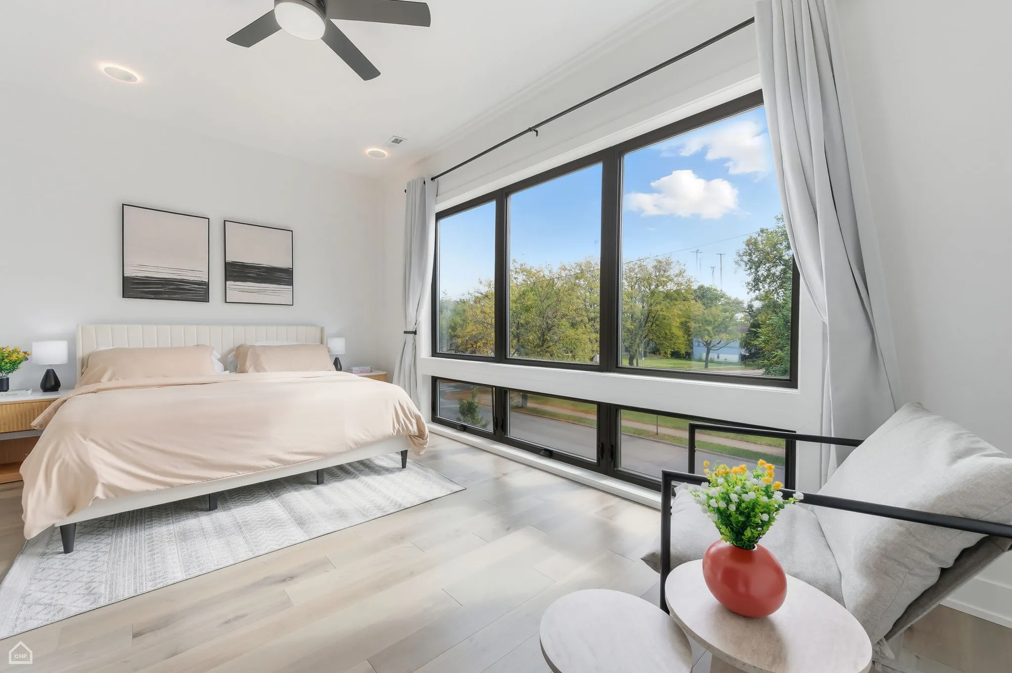 4210 W 5th Ave 60624 60624-Chicago-IL