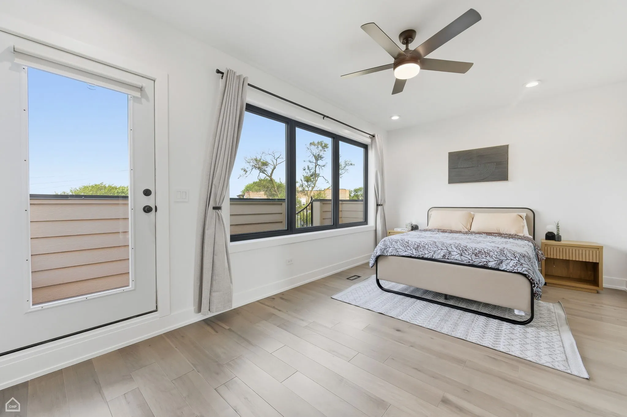 4210 W 5th Ave 60624 60624-Chicago-IL