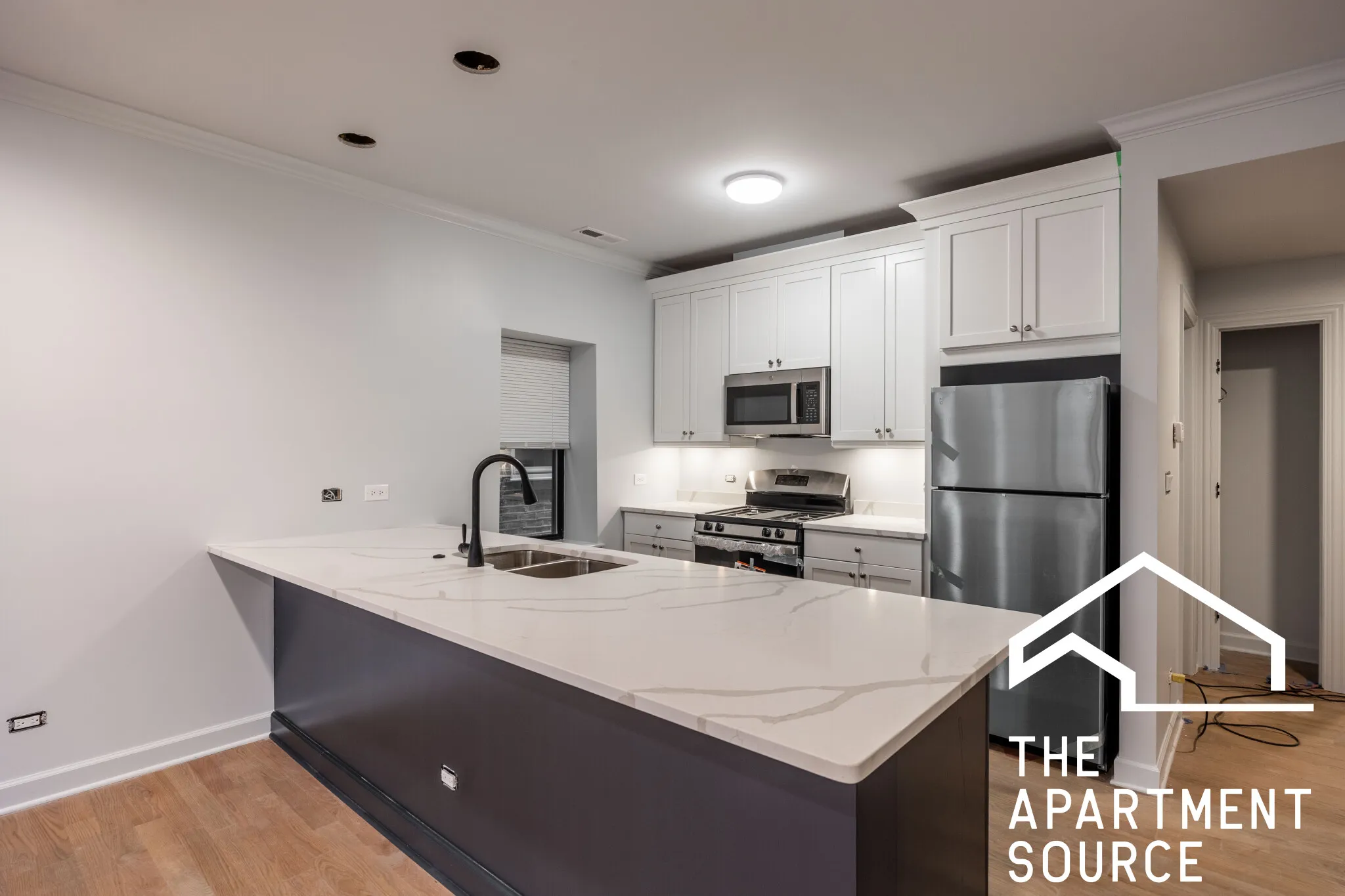 3708 N Sawyer Ave   60618 60618-unit#1-Chicago-IL
