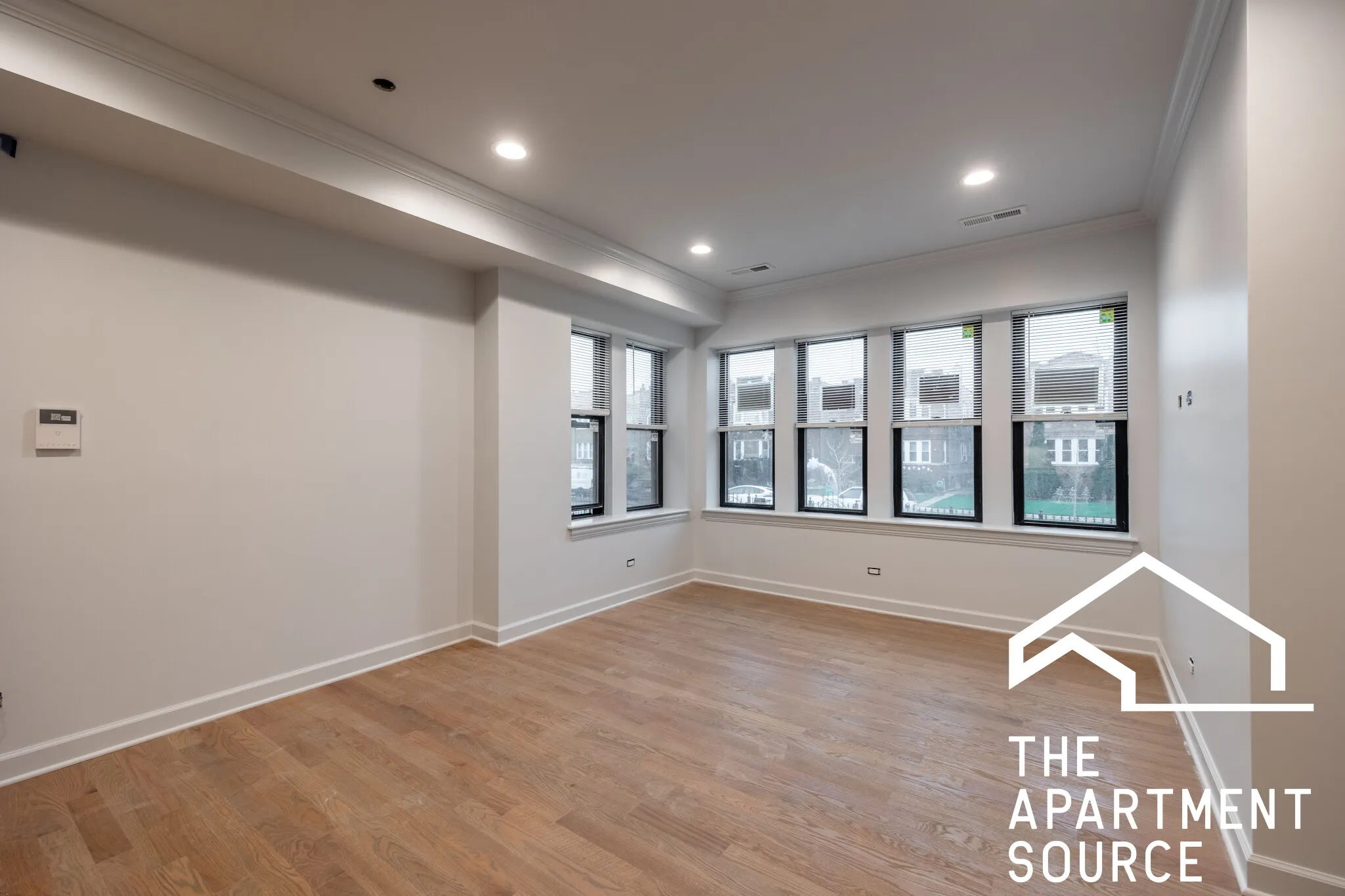3708 N Sawyer Ave   60618 60618-unit#1-Chicago-IL