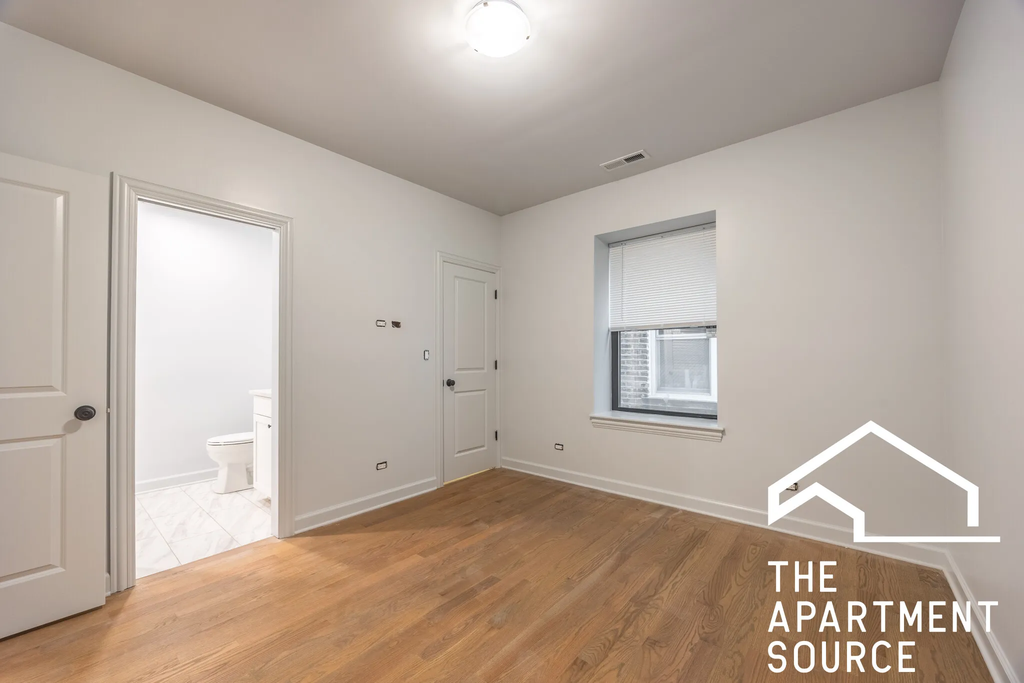 3708 N Sawyer Ave   60618 60618-unit#1-Chicago-IL