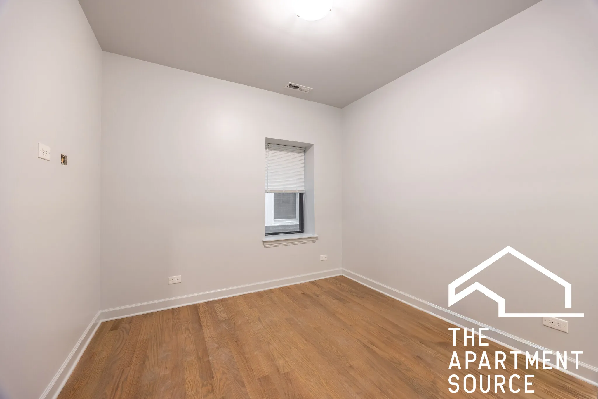 3708 N Sawyer Ave   60618 60618-unit#1-Chicago-IL