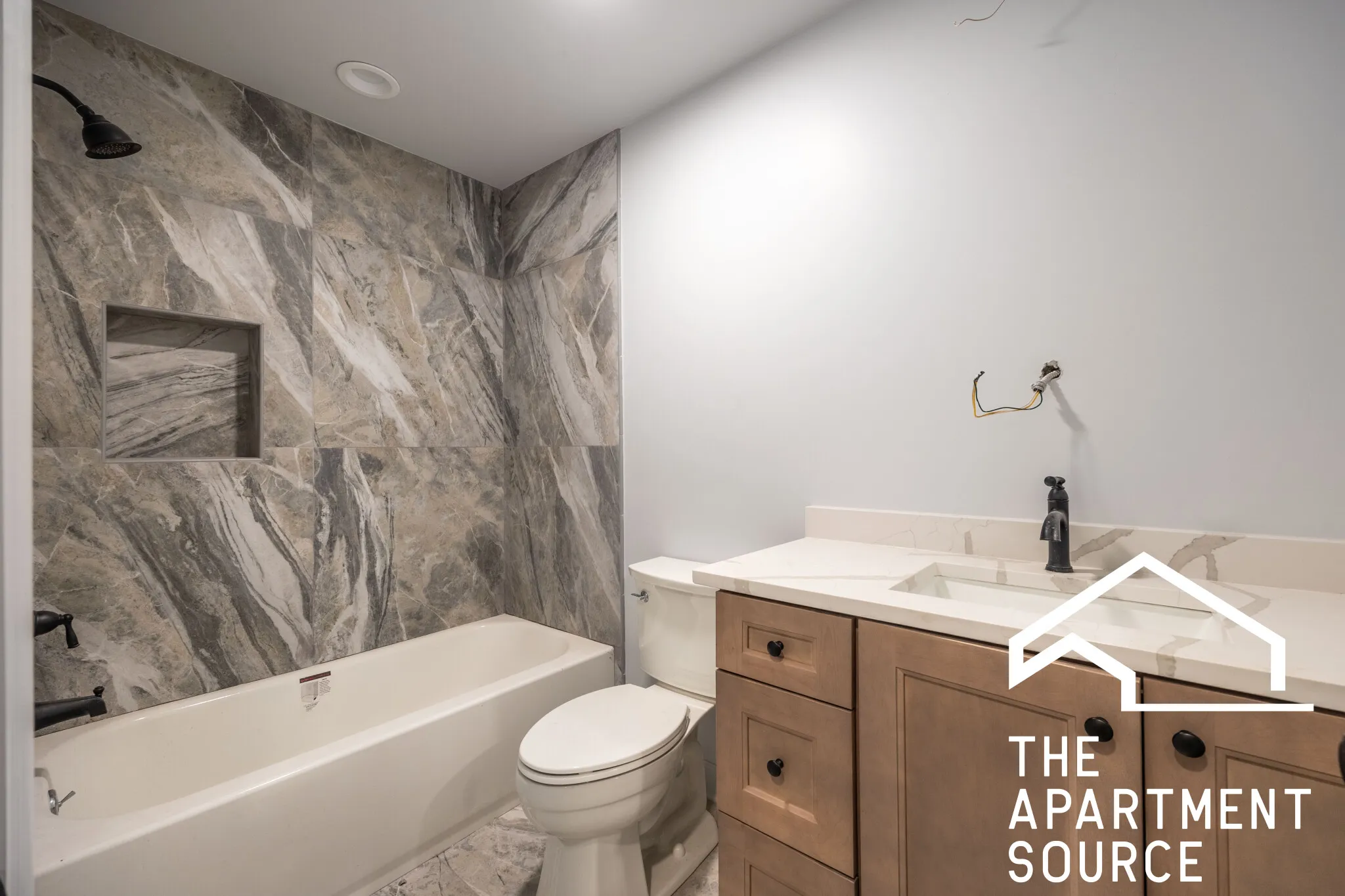 3708 N Sawyer Ave   60618 60618-unit#1-Chicago-IL