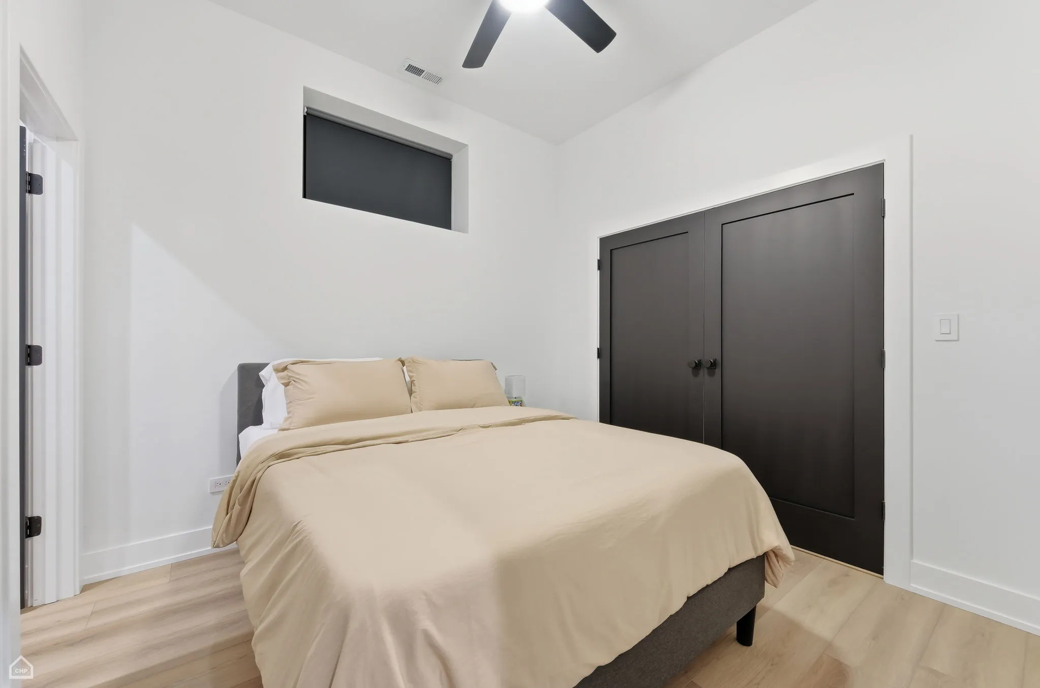 4210 W 5th Ave 60624 60624-Chicago-IL