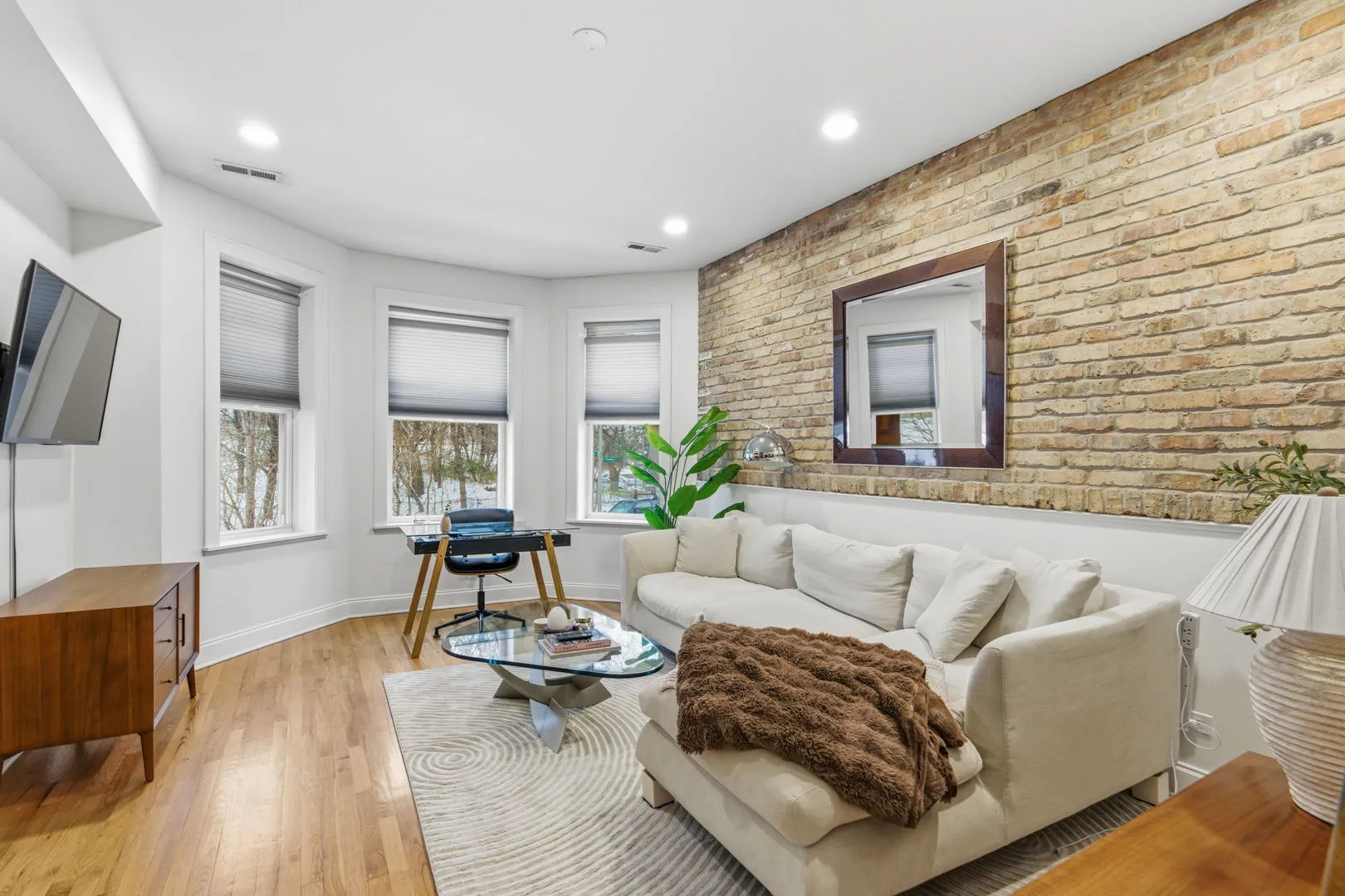 2228 N Seeley Ave 60647 60647-unit#2-Chicago-IL