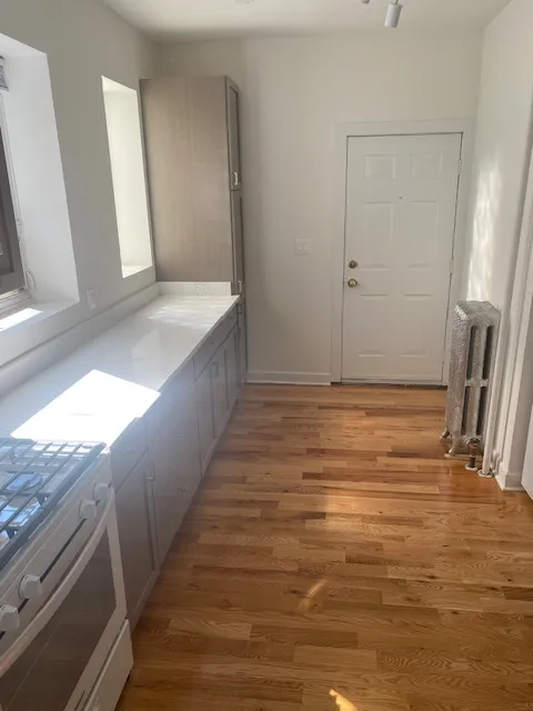 5042 N Glenwood Ave   60640 60640-unit#1E-Chicago-IL