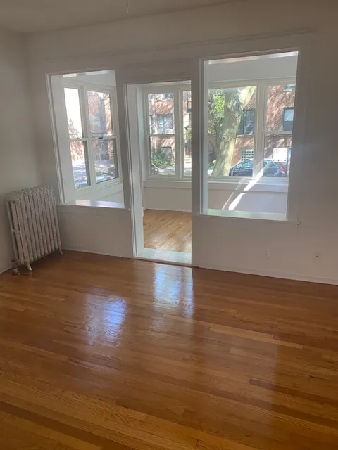 5042 N Glenwood Ave   60640 60640-unit#1E-Chicago-IL