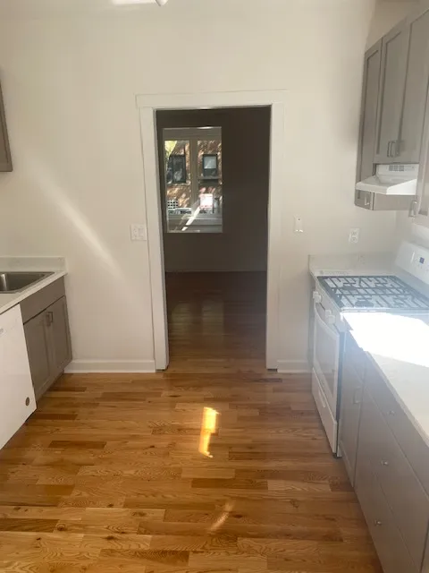 5042 N Glenwood Ave   60640 60640-unit#1E-Chicago-IL