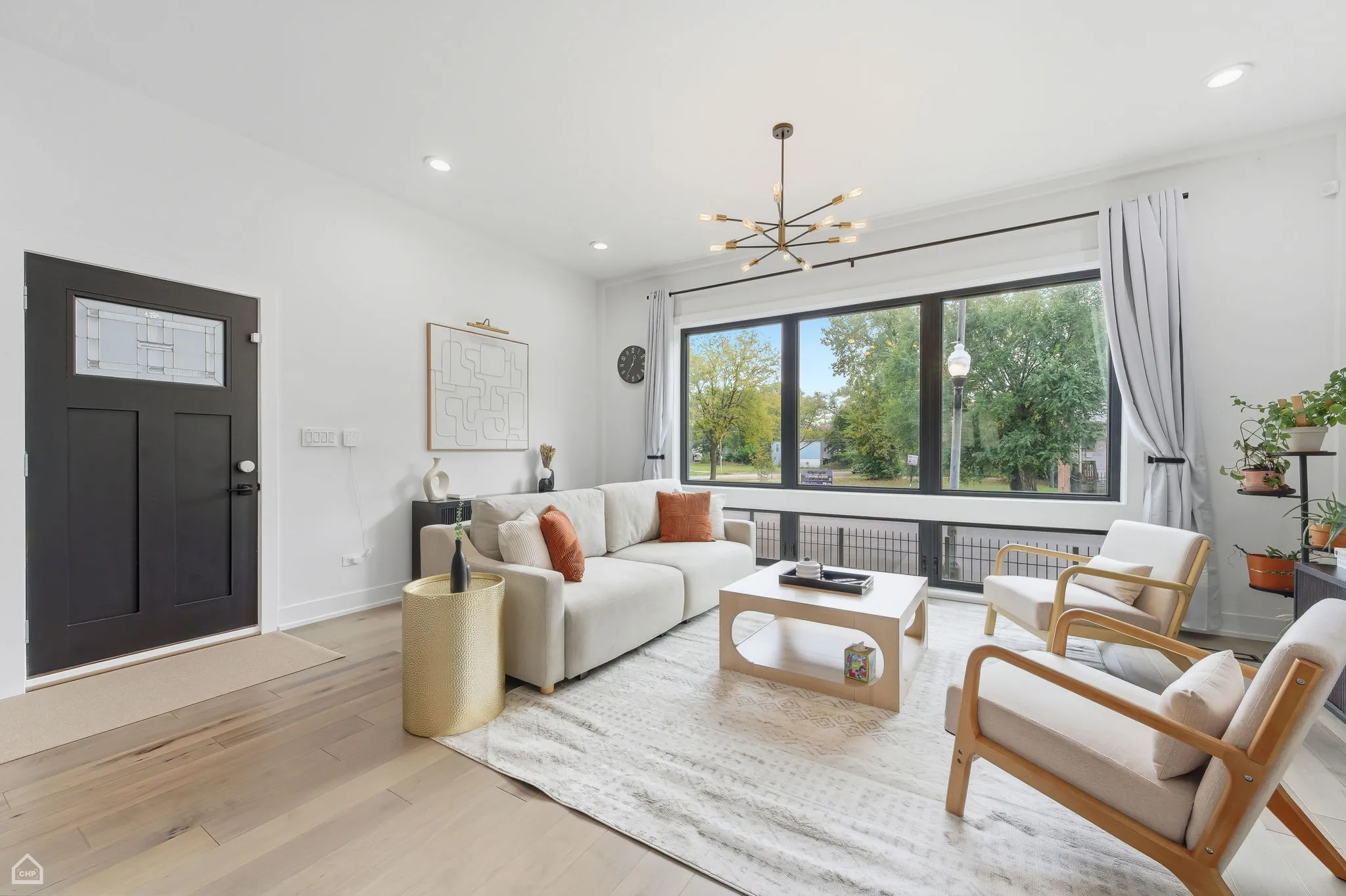 4210 W 5th Ave 60624 60624-Chicago-IL