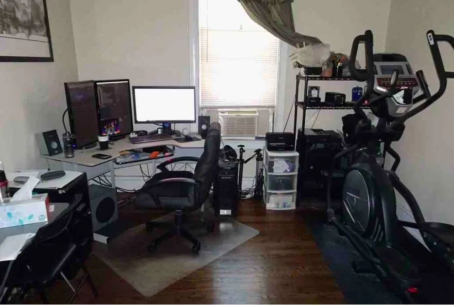 Dining Room 5065 Wolcott