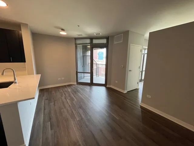 900 S Clark St   60605 60605-unit#1201-Chicago-IL