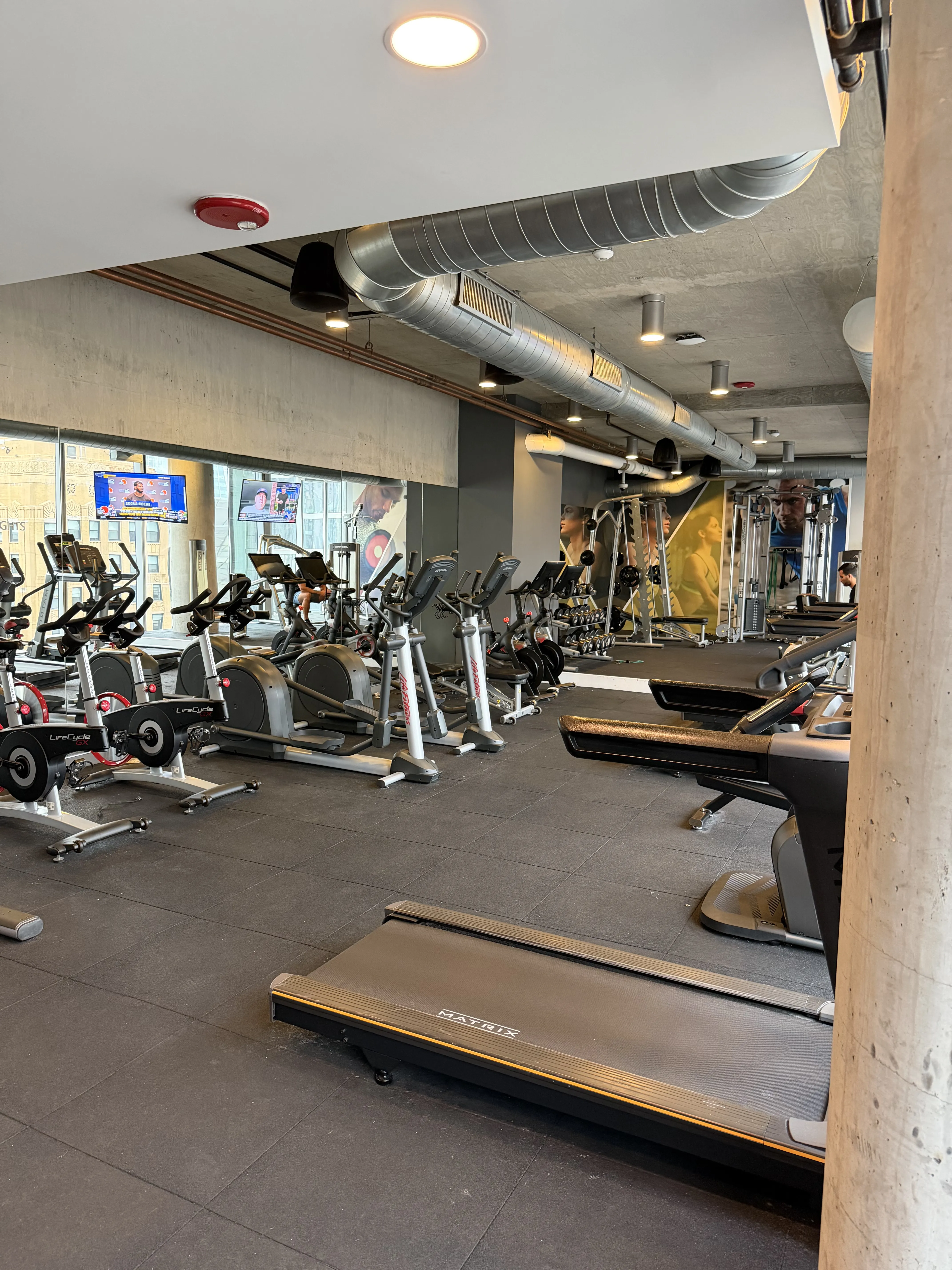 215 W Lake St   60606 60606-LINEA-unit#1410-Chicago-IL