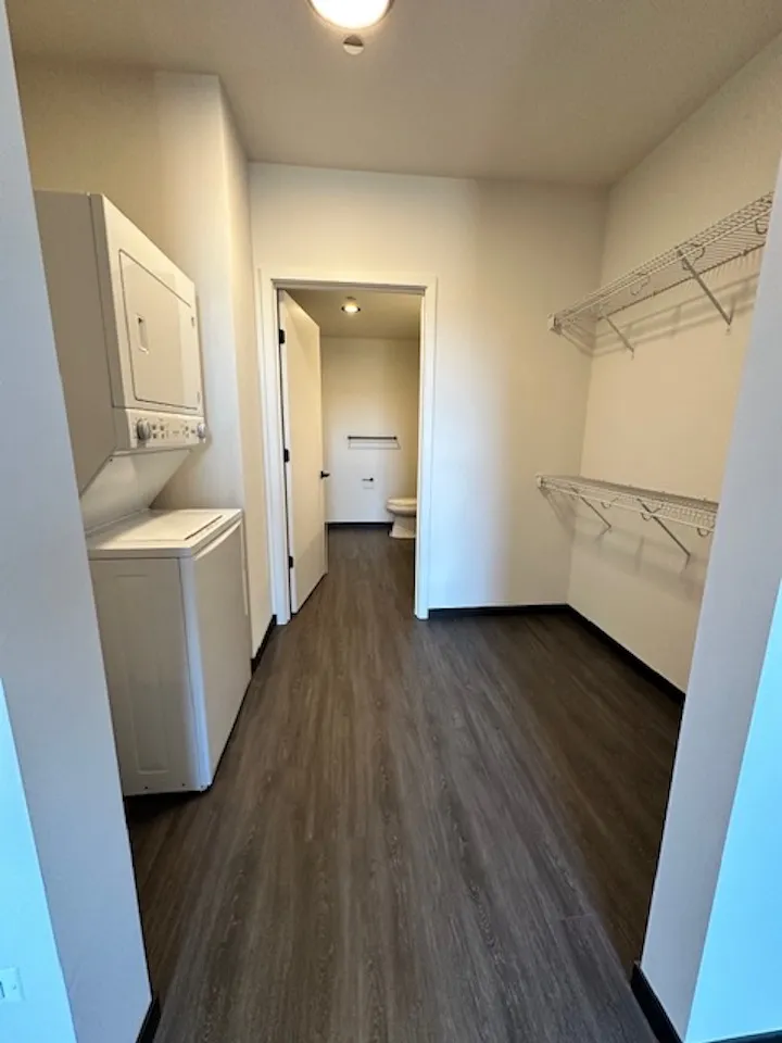 150 N Ashland Ave   60607 60607-unit#514-Chicago-IL