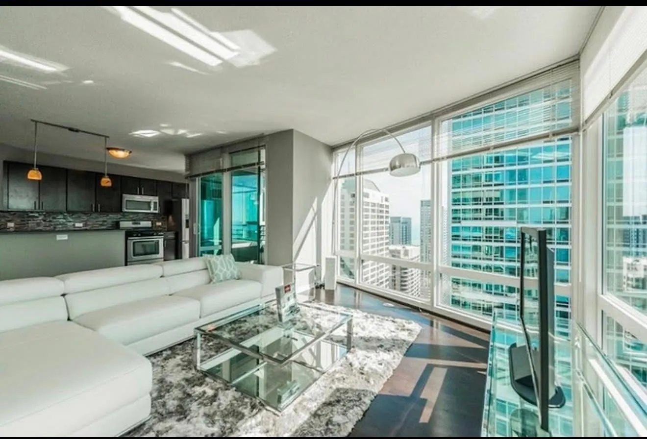 345 E Ohio St 60611 60611-The Streeter-Chicago-IL