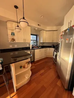 651 N Milwaukee Ave 60642 60642-Chicago-IL