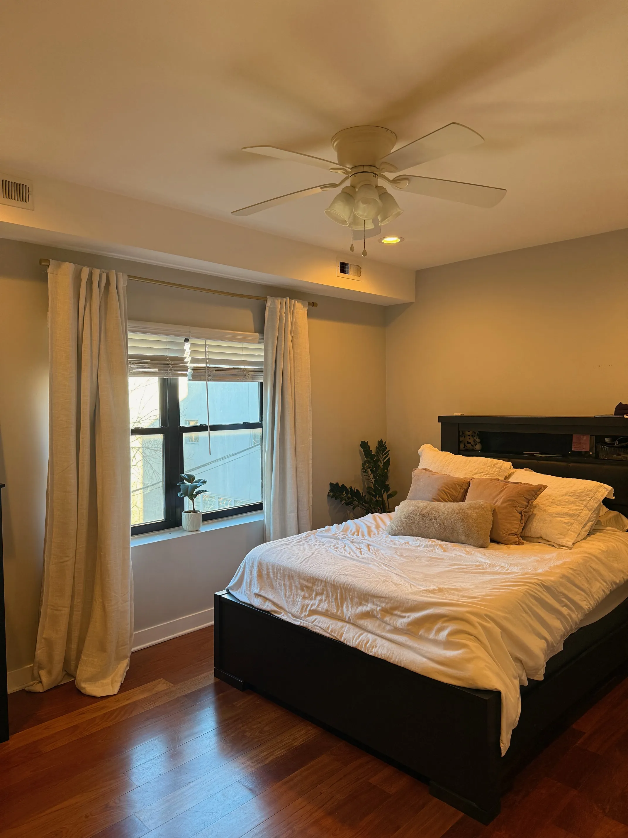 651 N Milwaukee Ave 60642 60642-Chicago-IL