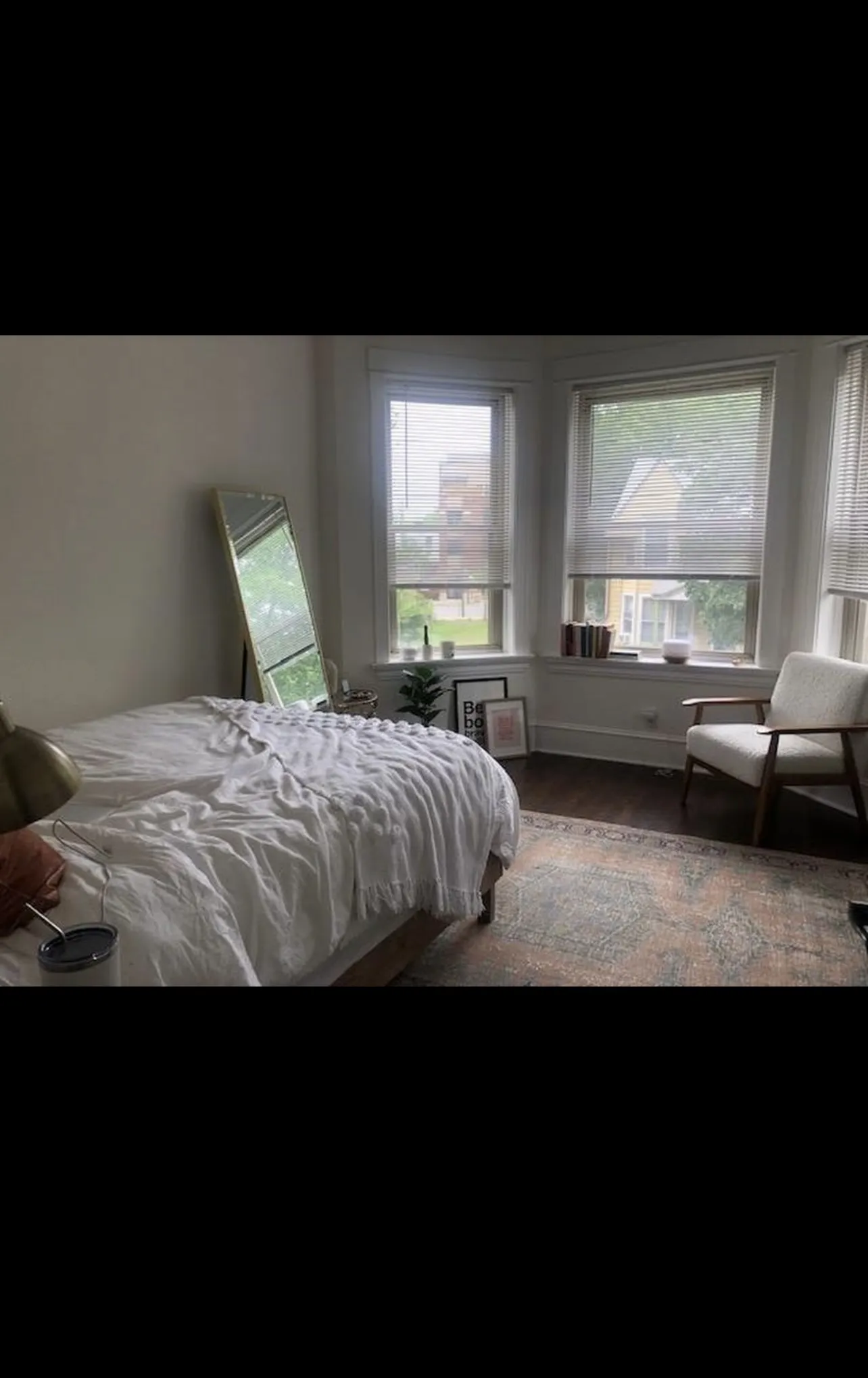 3437 N Paulina St   60657 60657-unit#2F-Chicago-IL