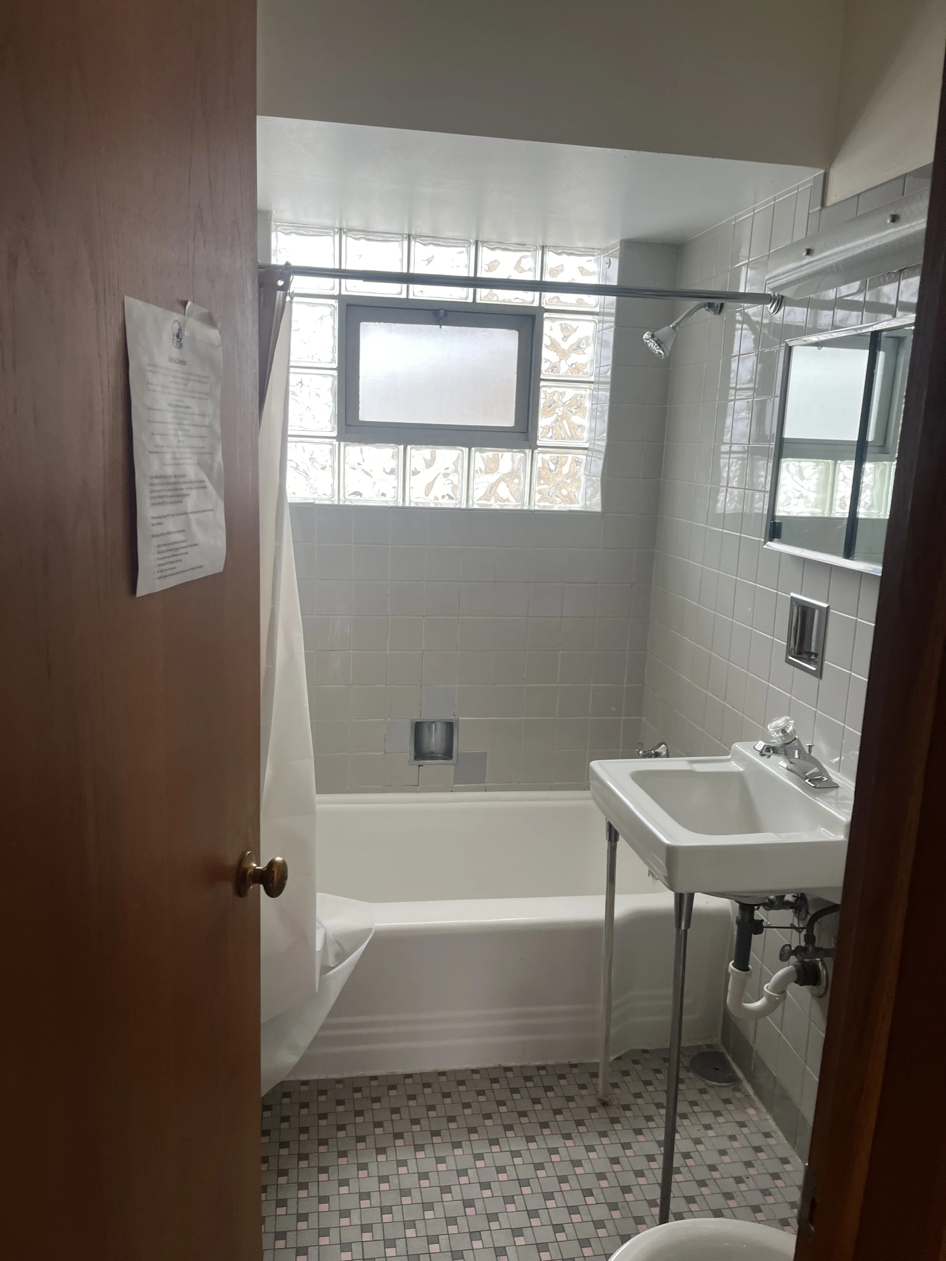 5318 W Leland Ave 60625 60630-unit#2c-Chicago-IL