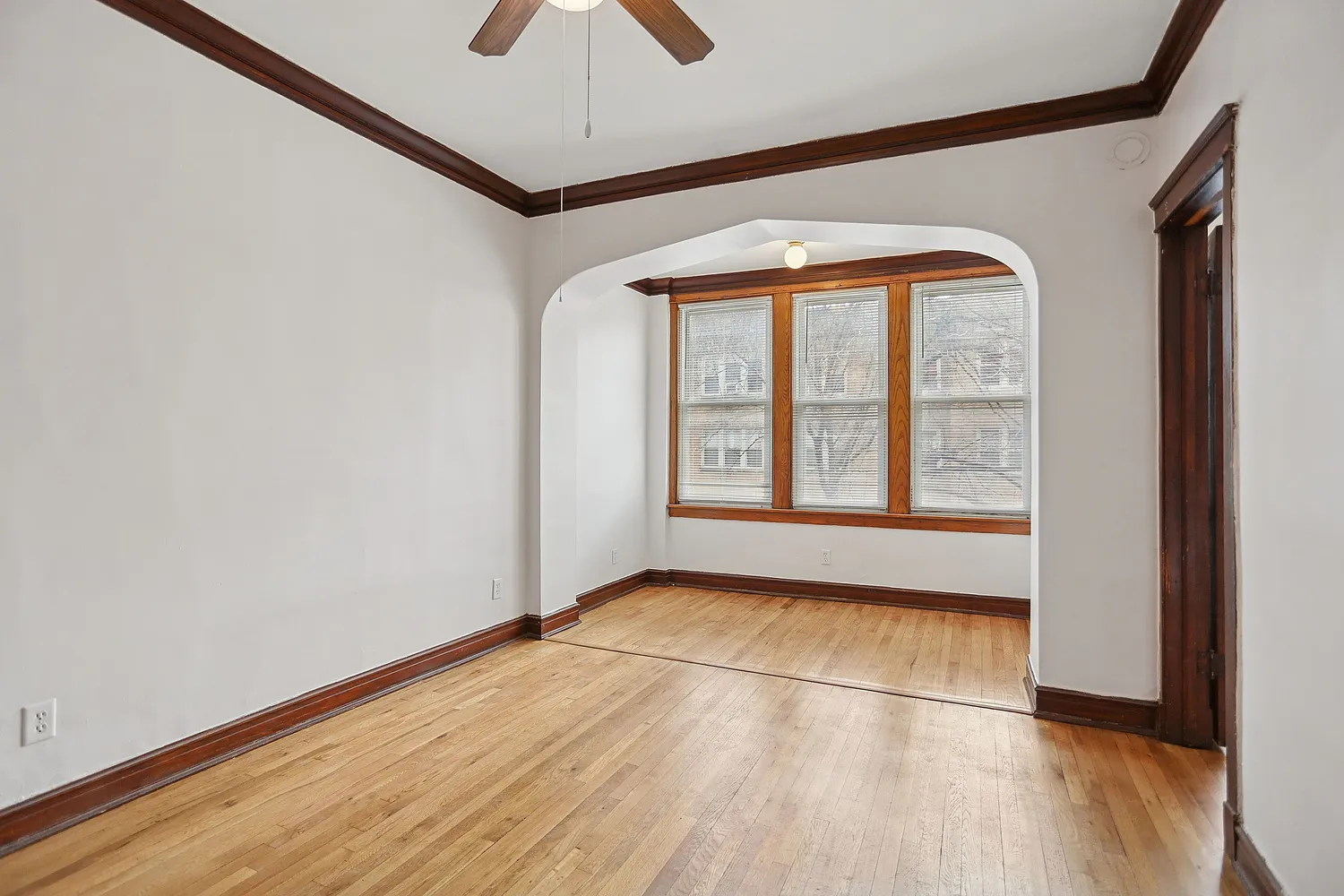 3718 W CULLOM AVE 60618-unit#2-Chicago-IL