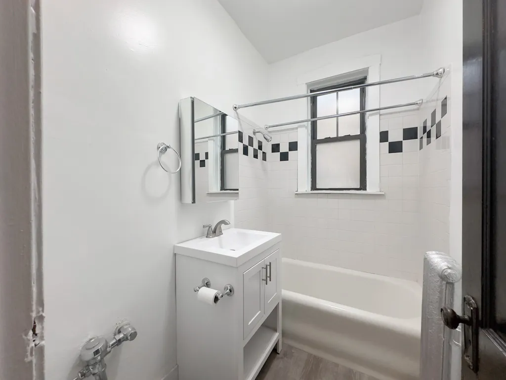 1623 W Belmont, , 60657 60657-unit#H4-Chicago-IL