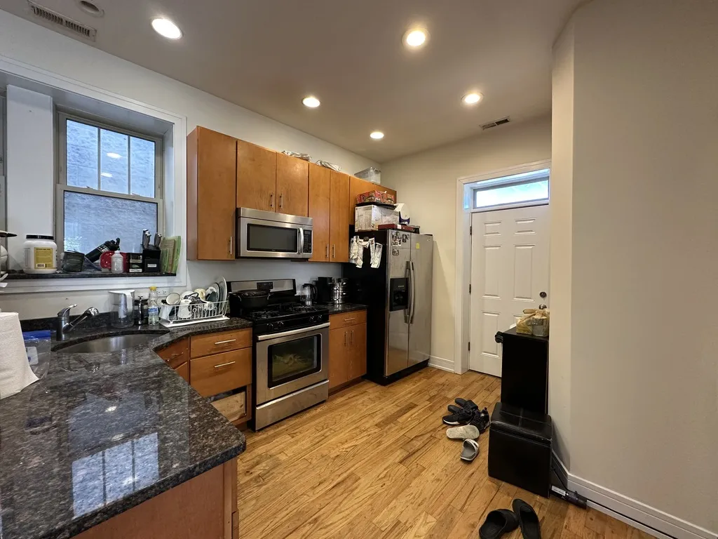 2835 N Damen, , 60657 60657-unit#R3-Chicago-IL