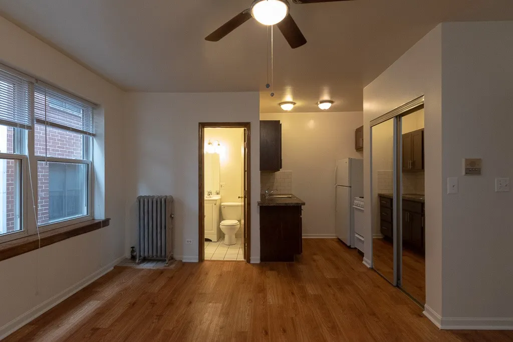 4241 N Kenmore, ,  60613 60613-unit#105-Chicago-IL