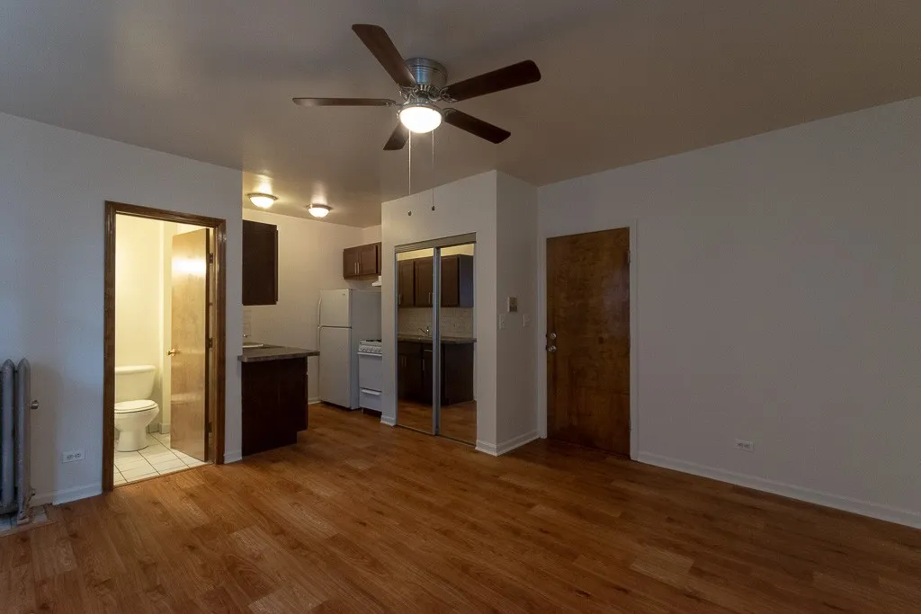 4241 N Kenmore, ,  60613 60613-unit#105-Chicago-IL