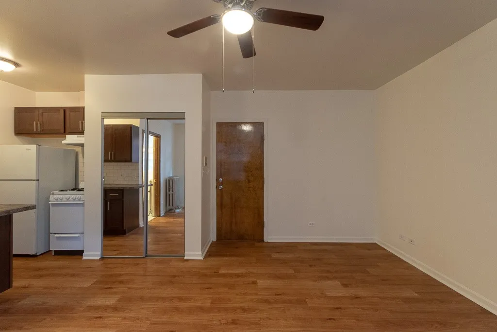 4241 N Kenmore, ,  60613 60613-unit#105-Chicago-IL