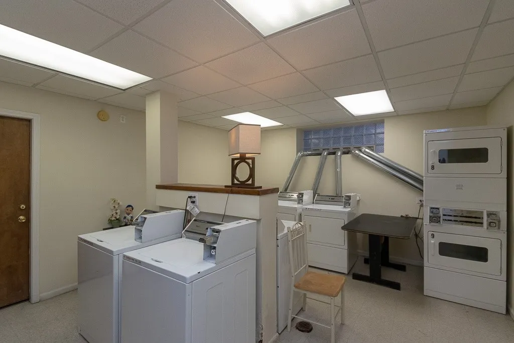 4241 N Kenmore, ,  60613 60613-unit#105-Chicago-IL