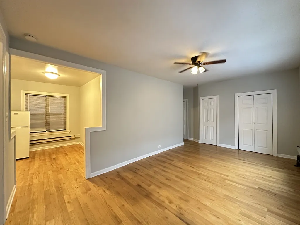37205 N Pine Grove, , 60613 60613-unit#W3-Chicago-IL