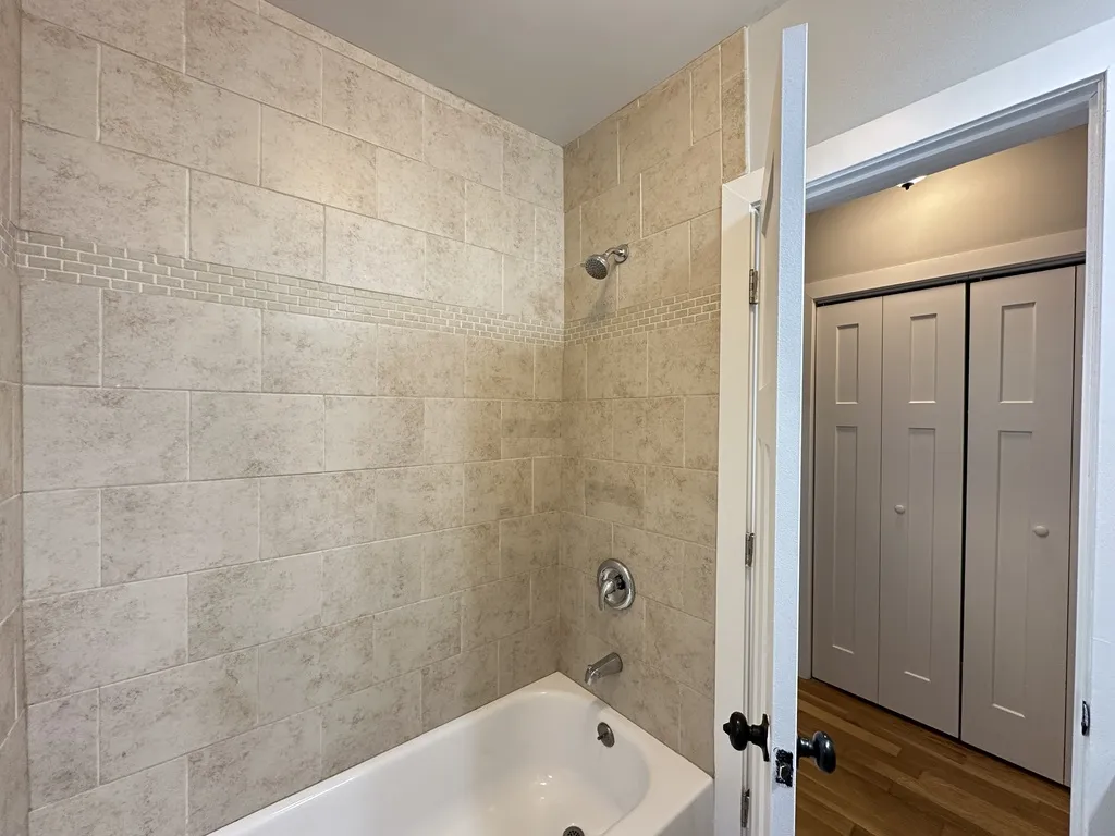 425 W Roscoe, , 60657 60657-unit#603-Chicago-IL