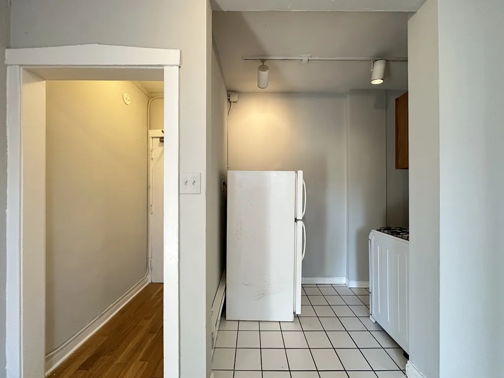 511 W Melrose, , 60657 60657-unit#314-Chicago-IL