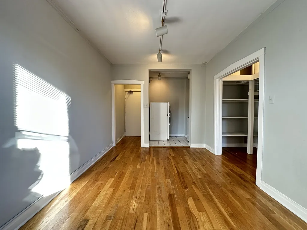 511 W Melrose, , 60657 60657-unit#314-Chicago-IL