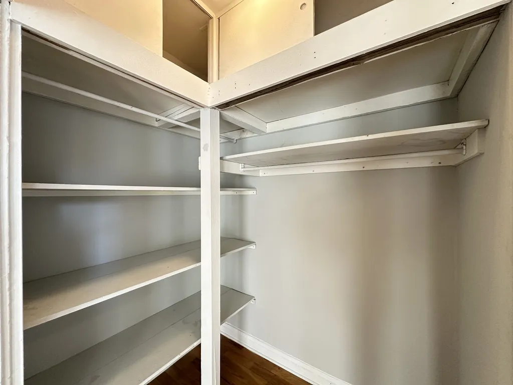 511 W Melrose, , 60657 60657-unit#314-Chicago-IL