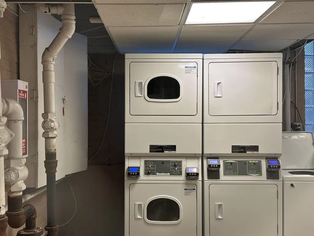 511 W Melrose, , 60657 60657-unit#314-Chicago-IL