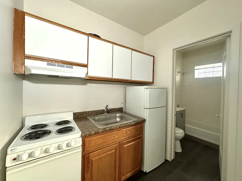 3957 W Irving Park, , 60618 60618-unit#314-Chicago-IL