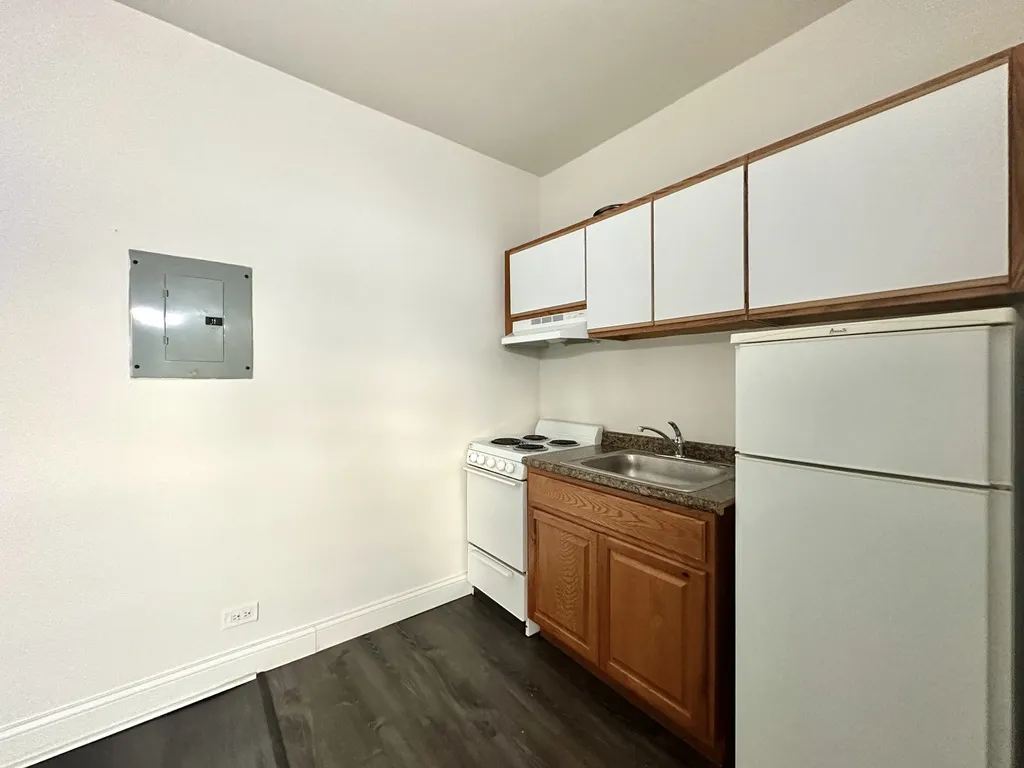 3957 W Irving Park, , 60618 60618-unit#314-Chicago-IL