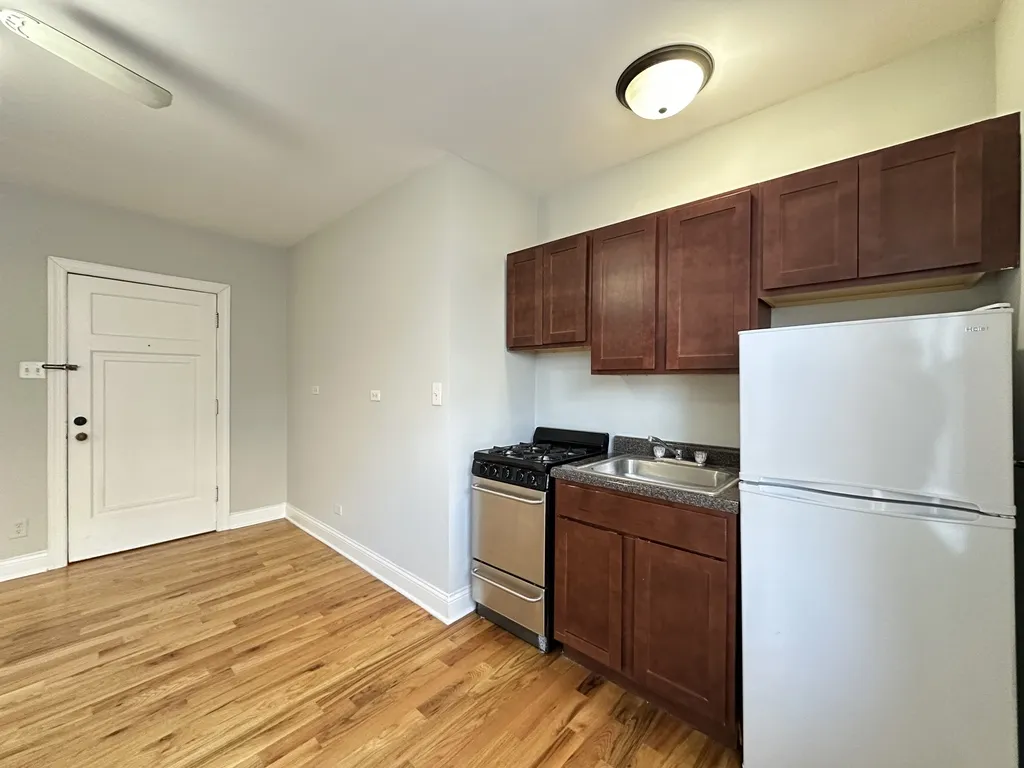 4546 N Damen, , 60625 60625-unit#305-Chicago-IL