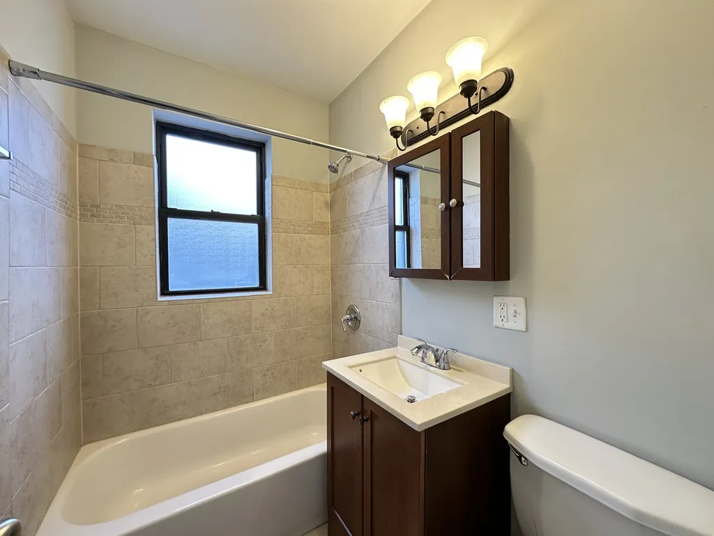 4546 N Damen, , 60625 60625-unit#305-Chicago-IL